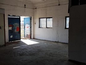 Închiriere spaţiu industrial