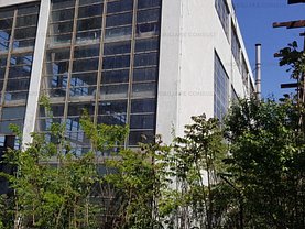 Vânzare spaţiu industrial