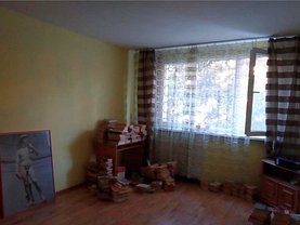 Apartament de vânzare 3 camere, în Bucuresti, zona Titan