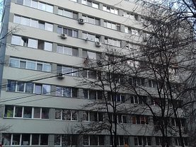 Apartament de vânzare 3 camere, în Bucuresti, zona Titan