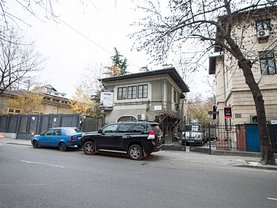 Casa de închiriat 4 camere, în Bucuresti, zona Eminescu
