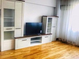 Apartament de închiriat 2 camere, în Bucureşti, zona Unirii