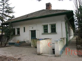 Casa de vânzare 11 camere, în Bucuresti, zona Vatra Luminoasa