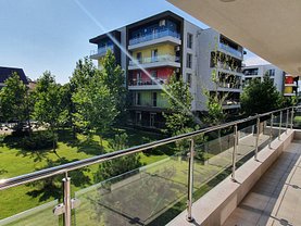 Apartament de vânzare 3 camere, în Otopeni, zona Nord