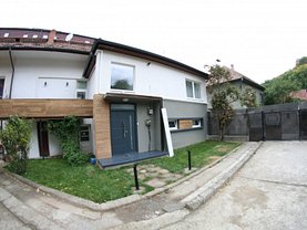 Apartament de închiriat 3 camere, în Brasov, zona Centrul Civic