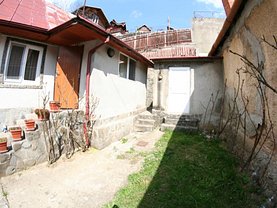 Casa de vânzare o cameră, în Braşov, zona Schei
