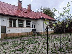 Casa de închiriat 4 camere, în Braşov, zona Rulmentul