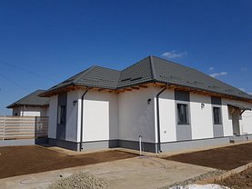 Casa de vânzare 4 camere, în Domneşti