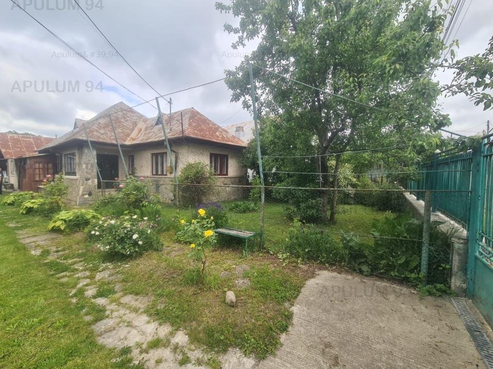 Casă de vânzare în Băneşti