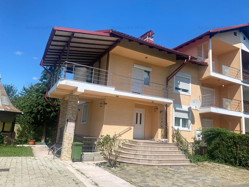 Vila de vanzare in Banesti