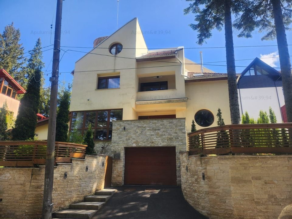 Vila de lux de vanzare in Predeal