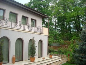 Casa de vânzare sau de închiriat 11 camere, în Voluntari, zona Ultracentral