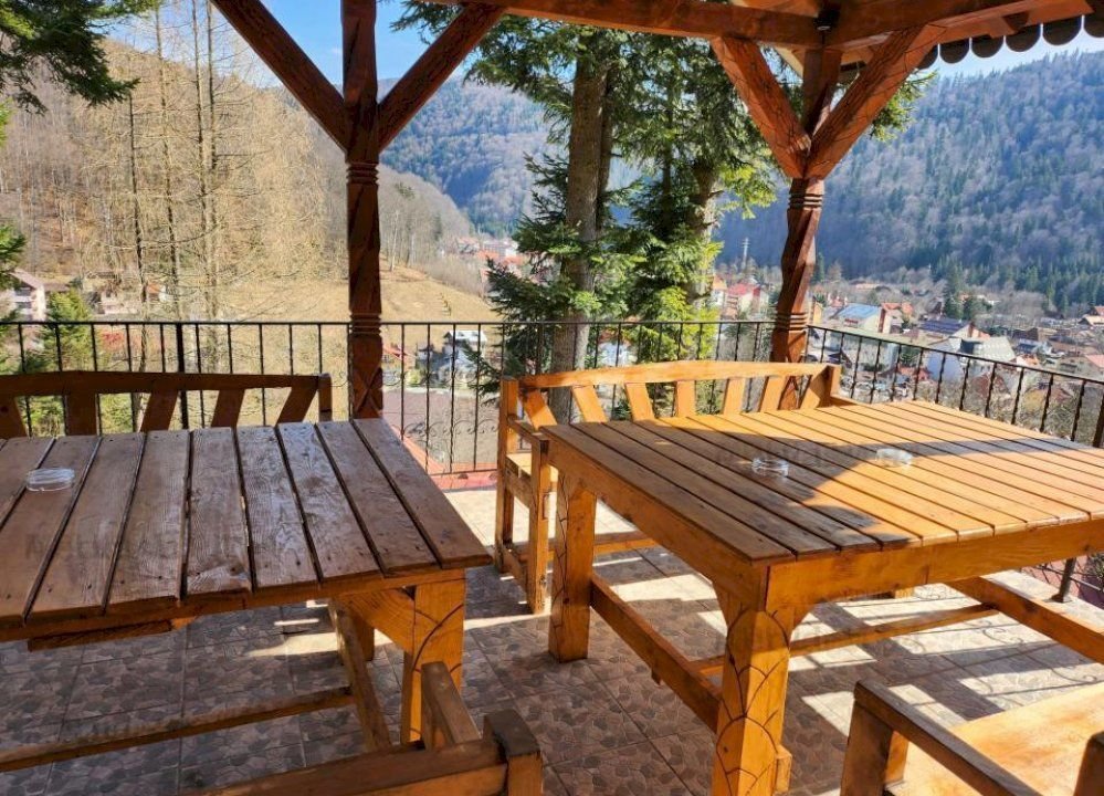 Pensiune de vanzare in Busteni - Zona deosebita