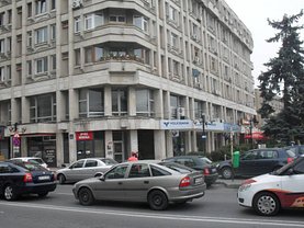 Închiriere spaţiu comercial