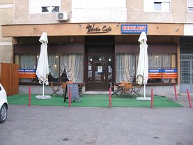 Închiriere spaţiu comercial