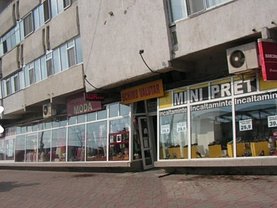 Vânzare spaţiu comercial