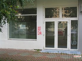 Vânzare spaţiu comercial