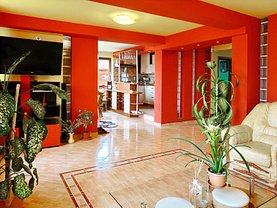 Casa 5 camere în Sanpetru