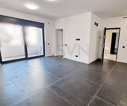 Casa de vânzare sau de închiriat 10 camere, în Braşov, zona Centrul Civic