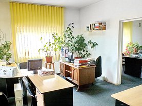 Vânzare spaţiu industrial