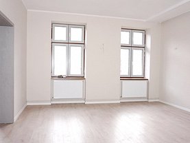 Închiriere spaţiu comercial în Brasov, Centrul Civic