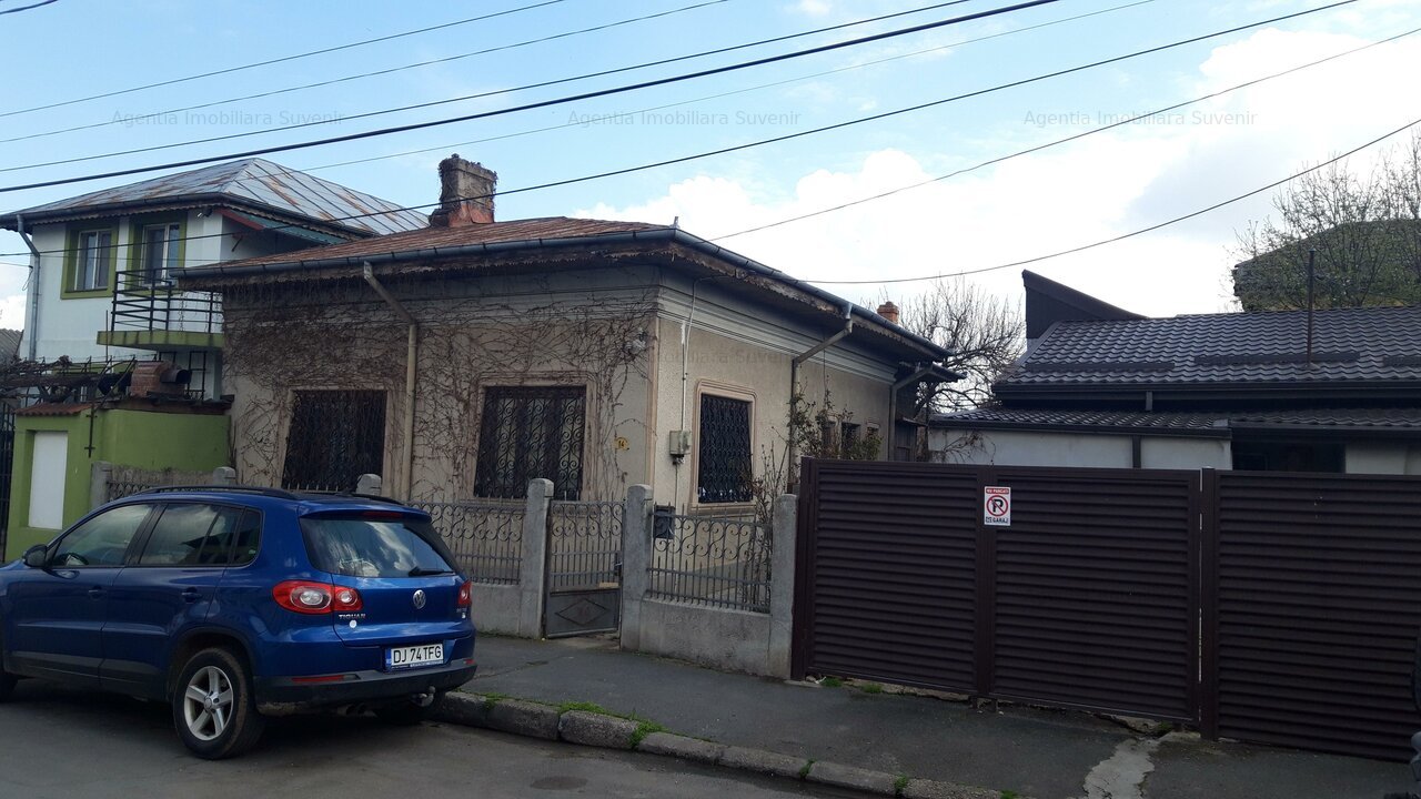 Calarasi , ultracentral, Casa , teren 300 mp, 110000 Euro