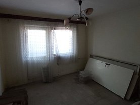 Apartament de vânzare 3 camere, în Focşani, zona Nord