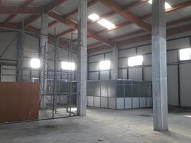 Vânzare spaţiu comercial