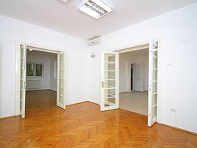 Casa de închiriat 12 camere, în Bucuresti, zona Casin