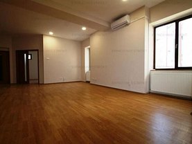 Casa de închiriat 26 camere, în Bucuresti, zona Capitale