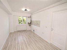 Apartament de vânzare 2 camere, în Focsani, zona Central