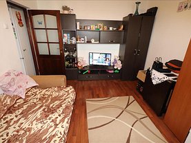 Apartament de vânzare 2 camere, în Focşani, zona Sud