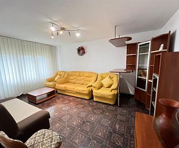 Apartament de vânzare 3 camere, în Focşani, zona Central