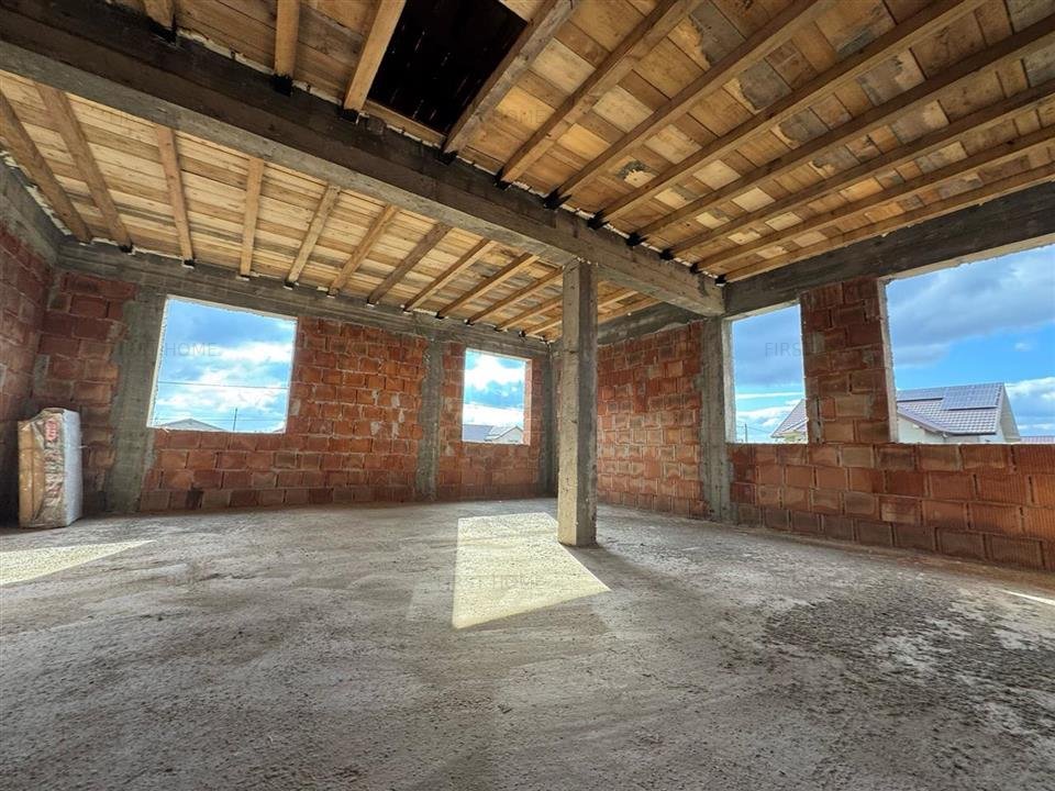 Vila P+1 duplex de vanzare in Vanatori