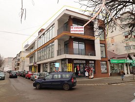 Vânzare spaţiu comercial