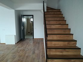 Casa de vânzare 4 camere, în Iasi, zona Cug