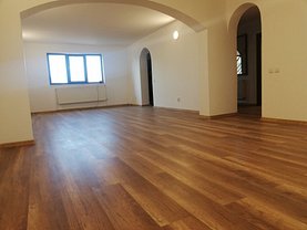 Casa de vânzare 6 camere, în Iaşi, zona Centru Civic
