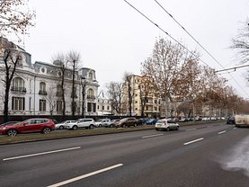 Apartament de închiriat 3 camere în Bucuresti, P-ta Victoriei