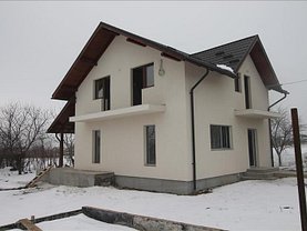 Casa de vânzare 4 camere, în Aroneanu, zona Central