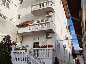 Casa de închiriat 7 camere, în Bucureşti, zona Cotroceni