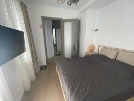 Apartament de închiriat 3 camere, în Bucureşti, zona P-ţa Universităţii