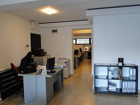 Vânzare spaţiu comercial