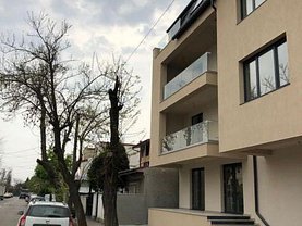 Apartament de vânzare 3 camere, în Bucuresti, zona Bucurestii Noi