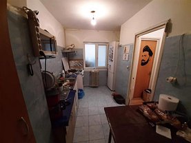 Apartament de vânzare 3 camere, în Bucuresti, zona Doamna Ghica