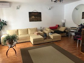 Casa de vânzare 5 camere, în Mogoşoaia, zona Nord-Vest
