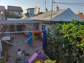 Casa de vânzare 3 camere, în Voluntari, zona Central