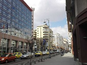 Închiriere spaţiu comercial