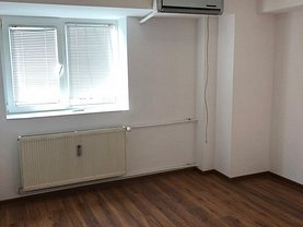 Apartament de închiriat 4 camere, în Bucuresti, zona Unirii