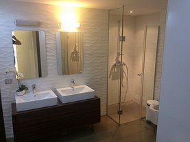 Apartament de vânzare 3 camere, în Bucuresti, zona Nordului