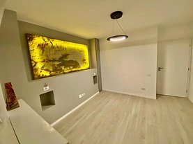 Apartament de vânzare 3 camere, în Bucureşti, zona Capitale